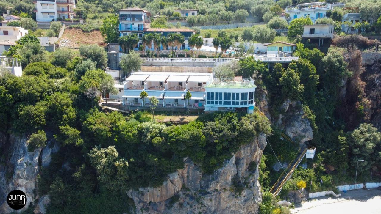 Skyhill Boutique Hotel Vlorë Extérieur photo