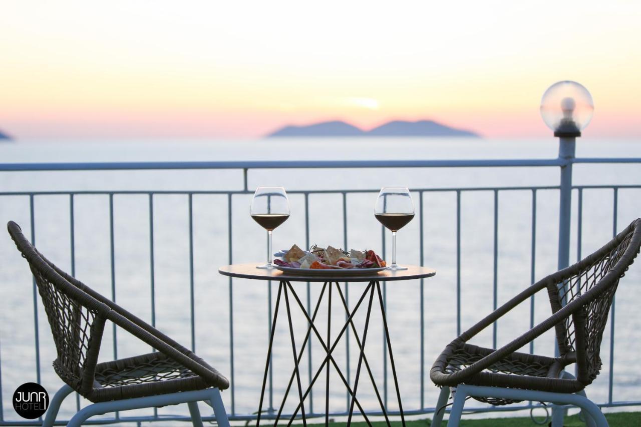 Skyhill Boutique Hotel Vlorë Extérieur photo