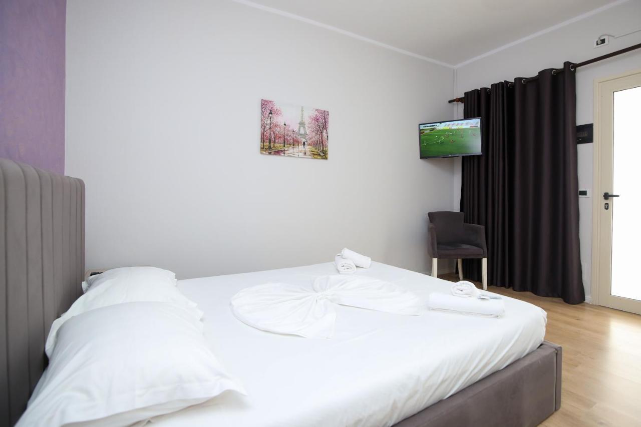 Skyhill Boutique Hotel Vlorë Extérieur photo